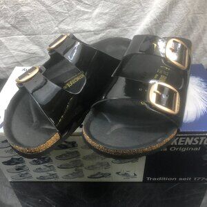 Birkenstock Arizona High Shine Big Buckle Sandal in High Shine Black